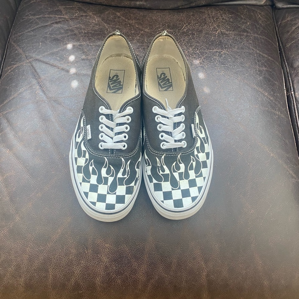 Low Fire/Checker Vans